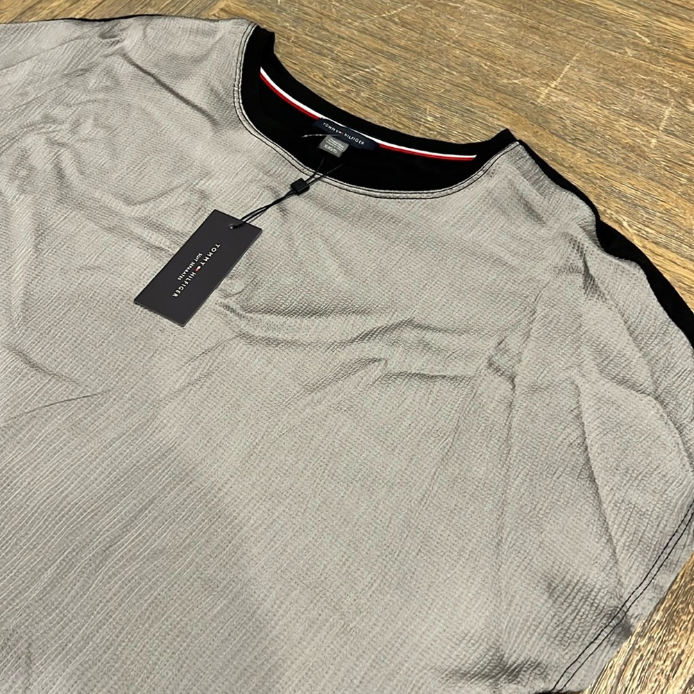 NWT Tommy Hilfiger Women’s Silky Silver and Black Top - XL